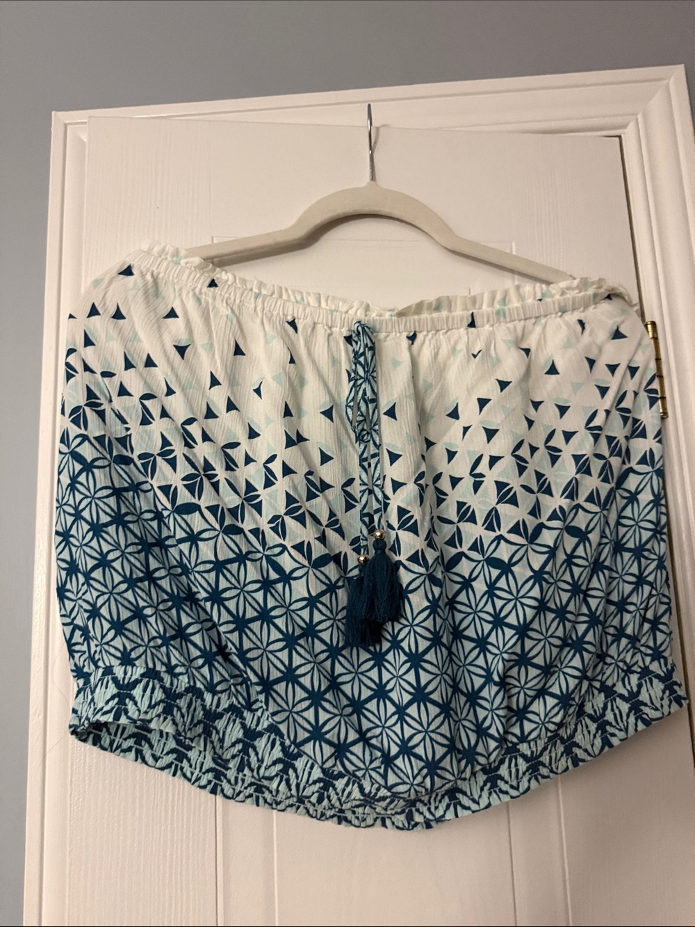 White House Black Market White and Teal Patterned Off-Shoulder Top